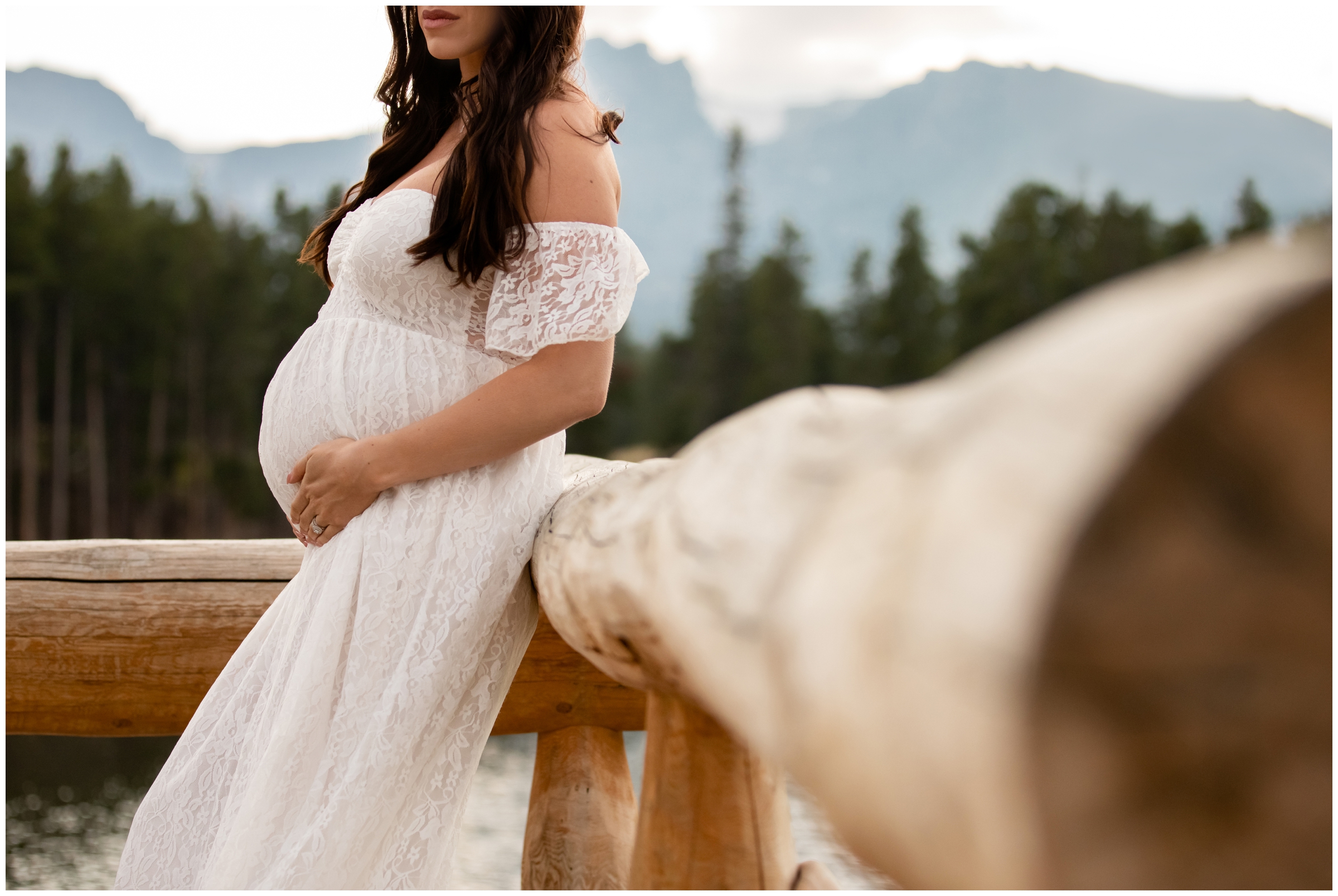 Colorado pregnancy photo shoot at Sprague Lake in Rocky Mountain National Park