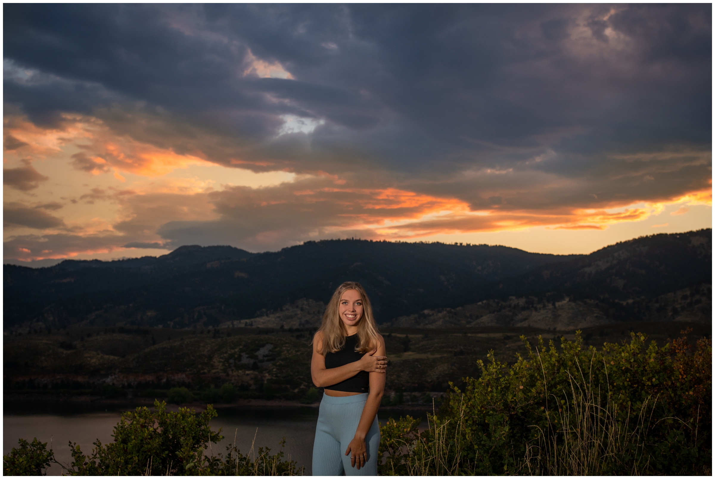sunset senior pictures at Horsetooth Reservoir in Fort Collins 
