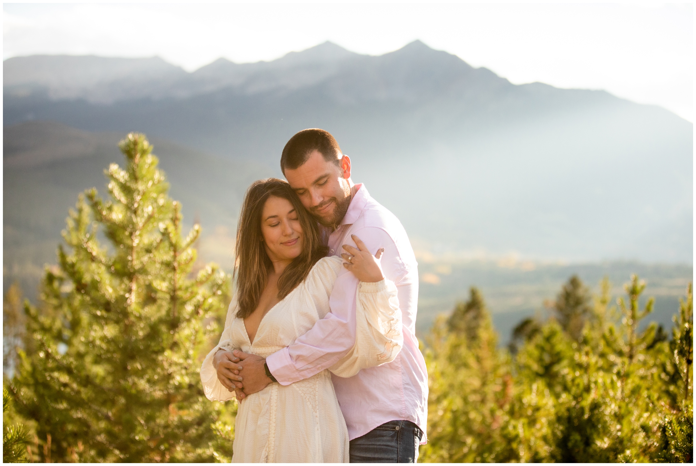 fall mountain engagement pictures by Colorado photographer Plum Pretty Photos
