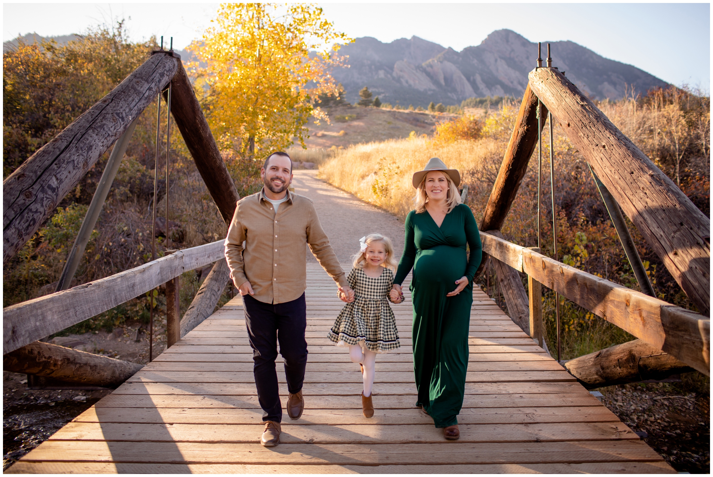 Boulder family maternity portraits at South Mesa Trail by Colorado photographer Plum Pretty Photography