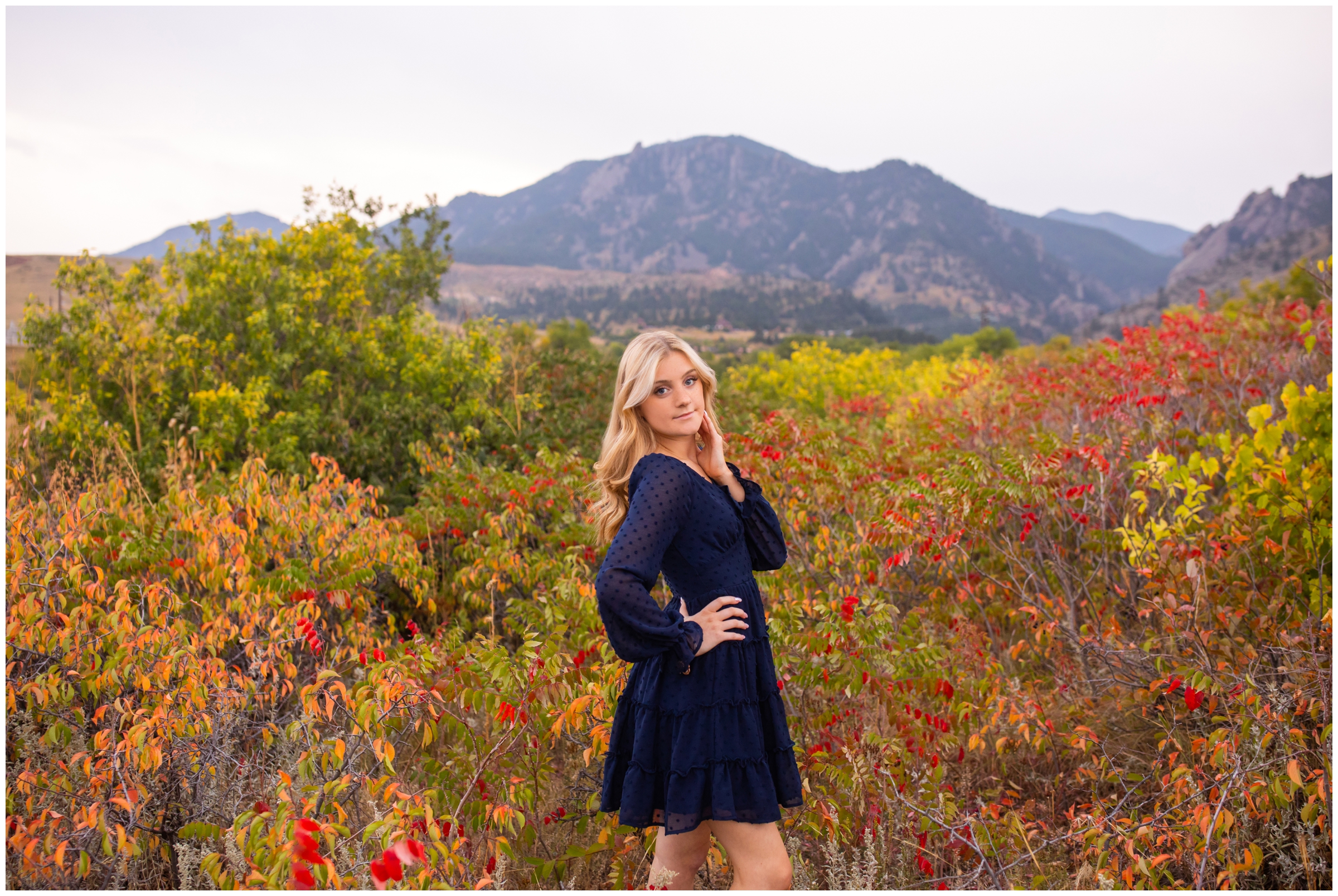 fall mountain senior portraits in Boulder at South Mesa Trail by Colorado photographer Plum Pretty Photography