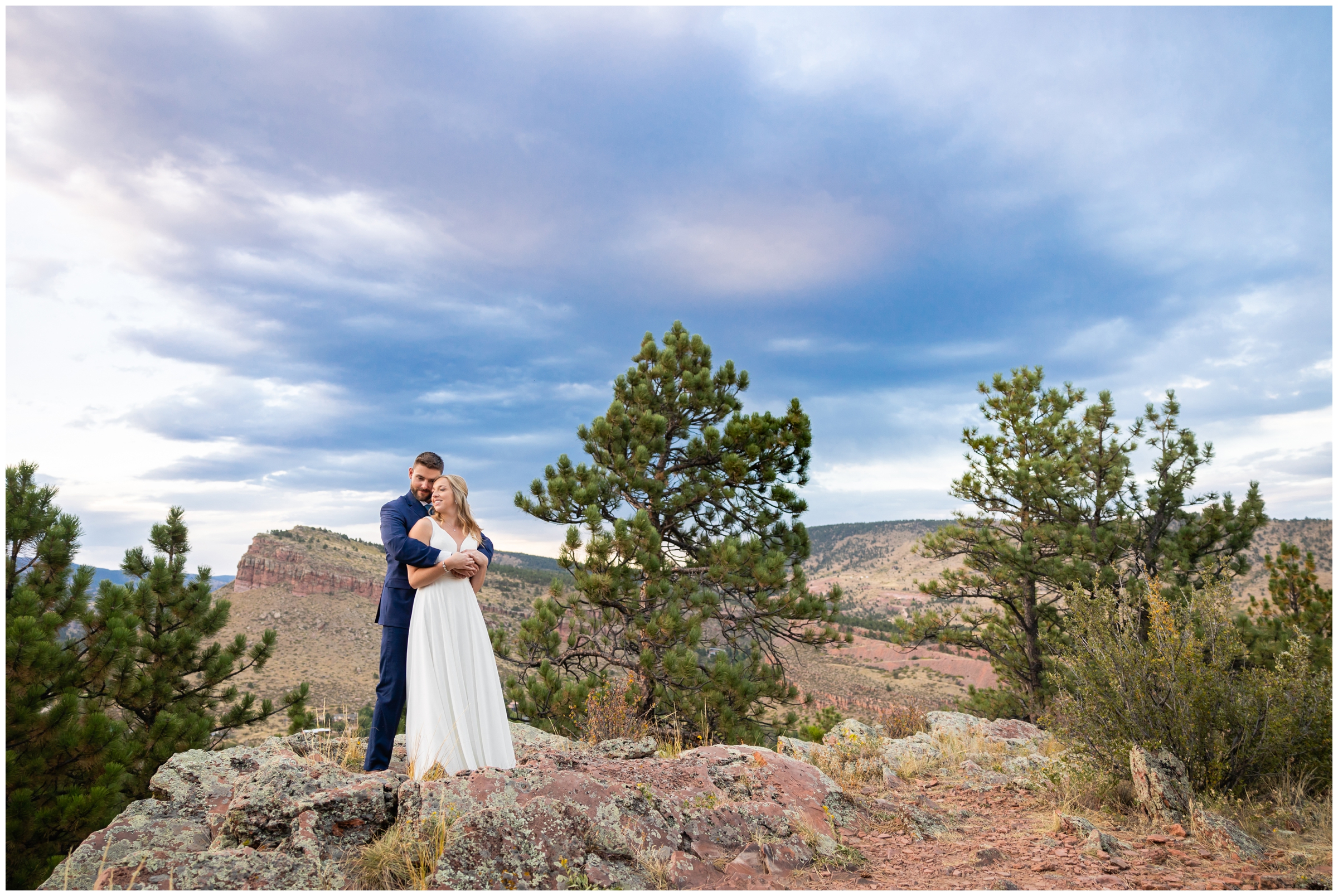 colorful sunset wedding portraits at Lionsrest Manor Colorado