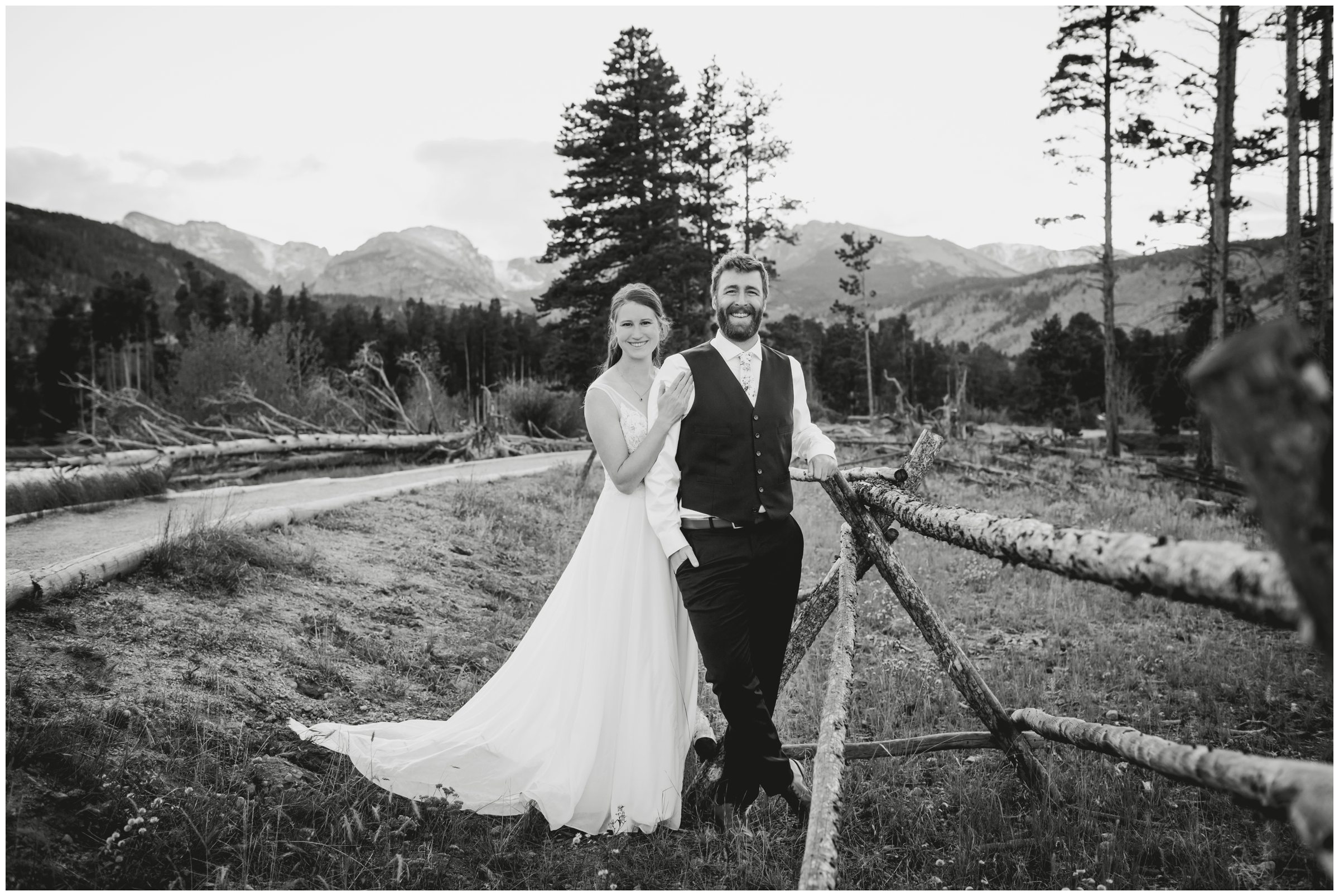 RMNP wedding photos during fall at Moraine Park by Estes Park Colorado photographer Plum Pretty Photography