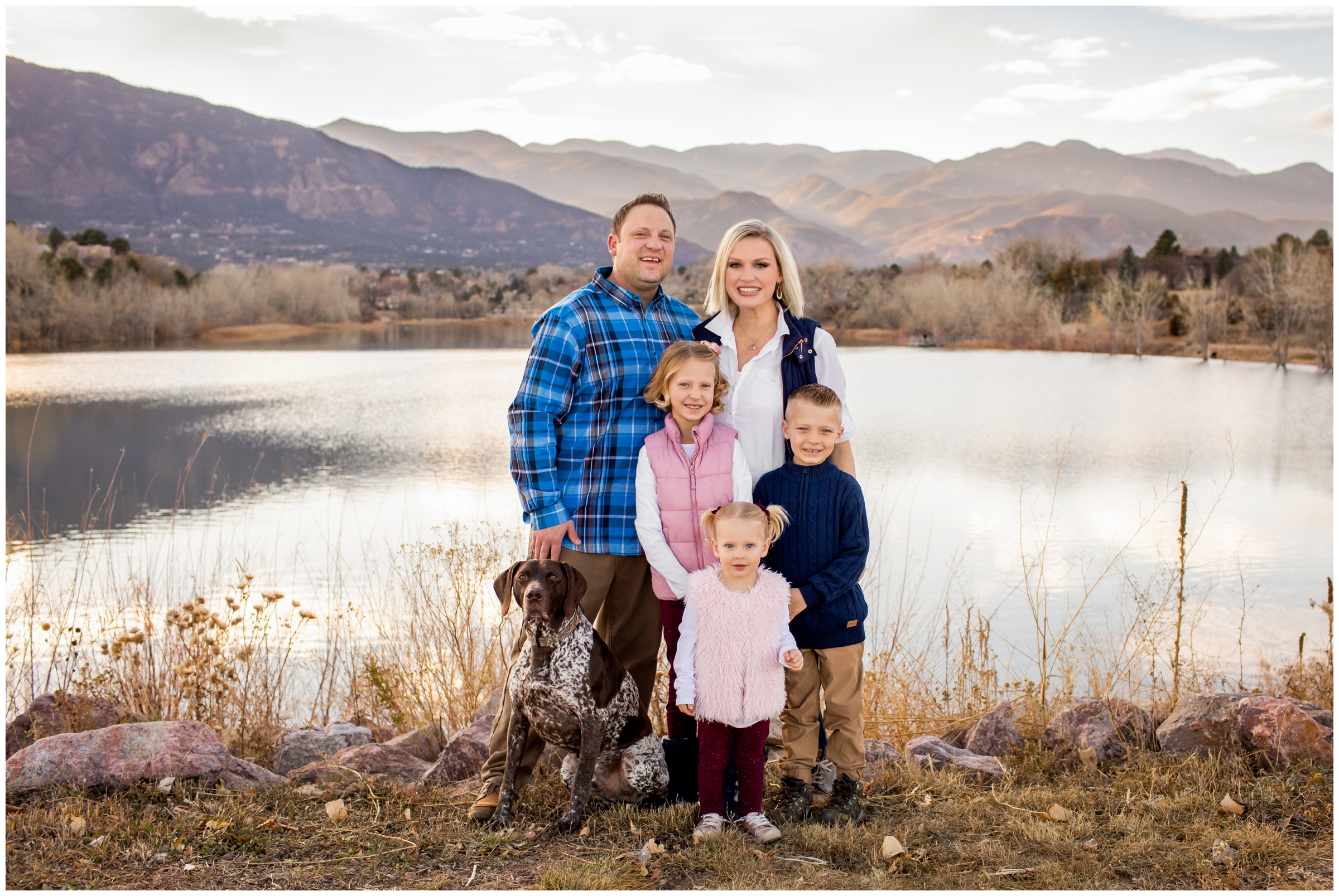 fall family photos at a lake in Colorado Springs by Plum Pretty Photography