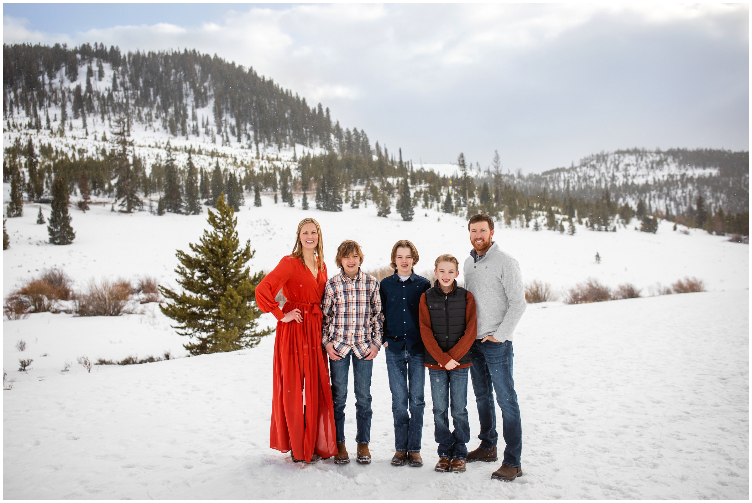 Snowy Breckenridge winter family pictures at Sapphire Point and Windy Point Campground by Colorado photographer Plum Pretty Photography