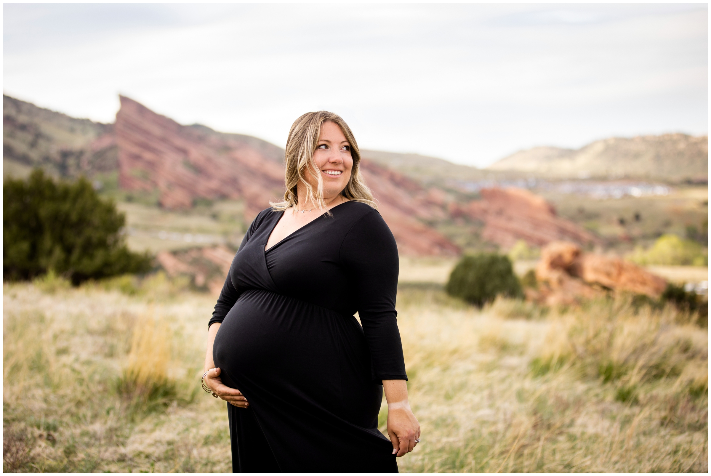 pregnancy photo shoot at Mount Falcon East in CO 