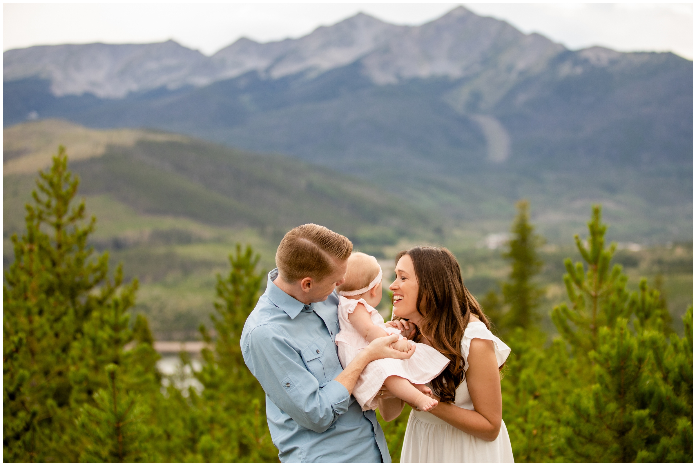 candid Colorado mountain family photography inspiration at Sapphire Point Overlook  