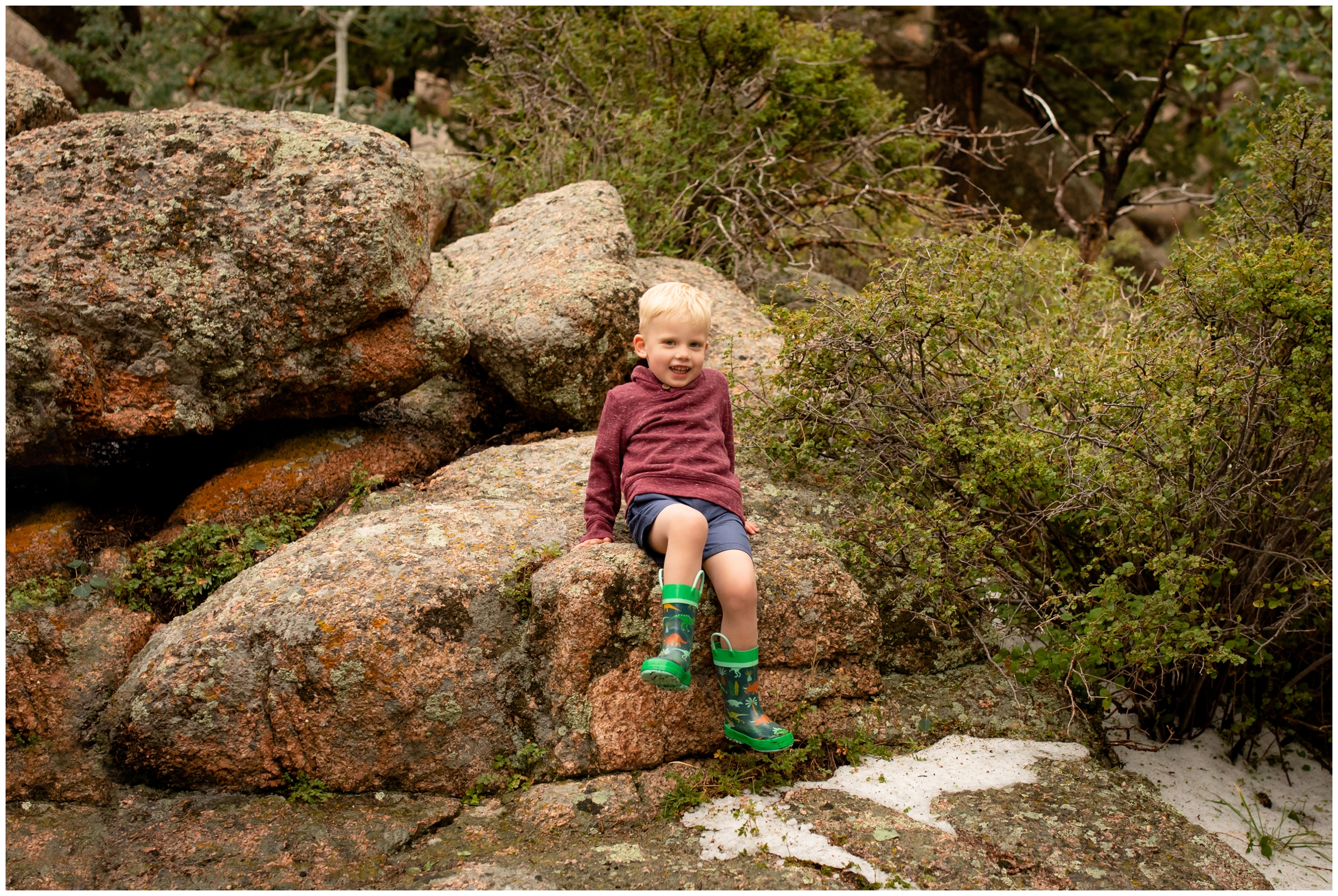 Laramie Wyoming family portraits at Vedauwoo by Plum Pretty Photography 