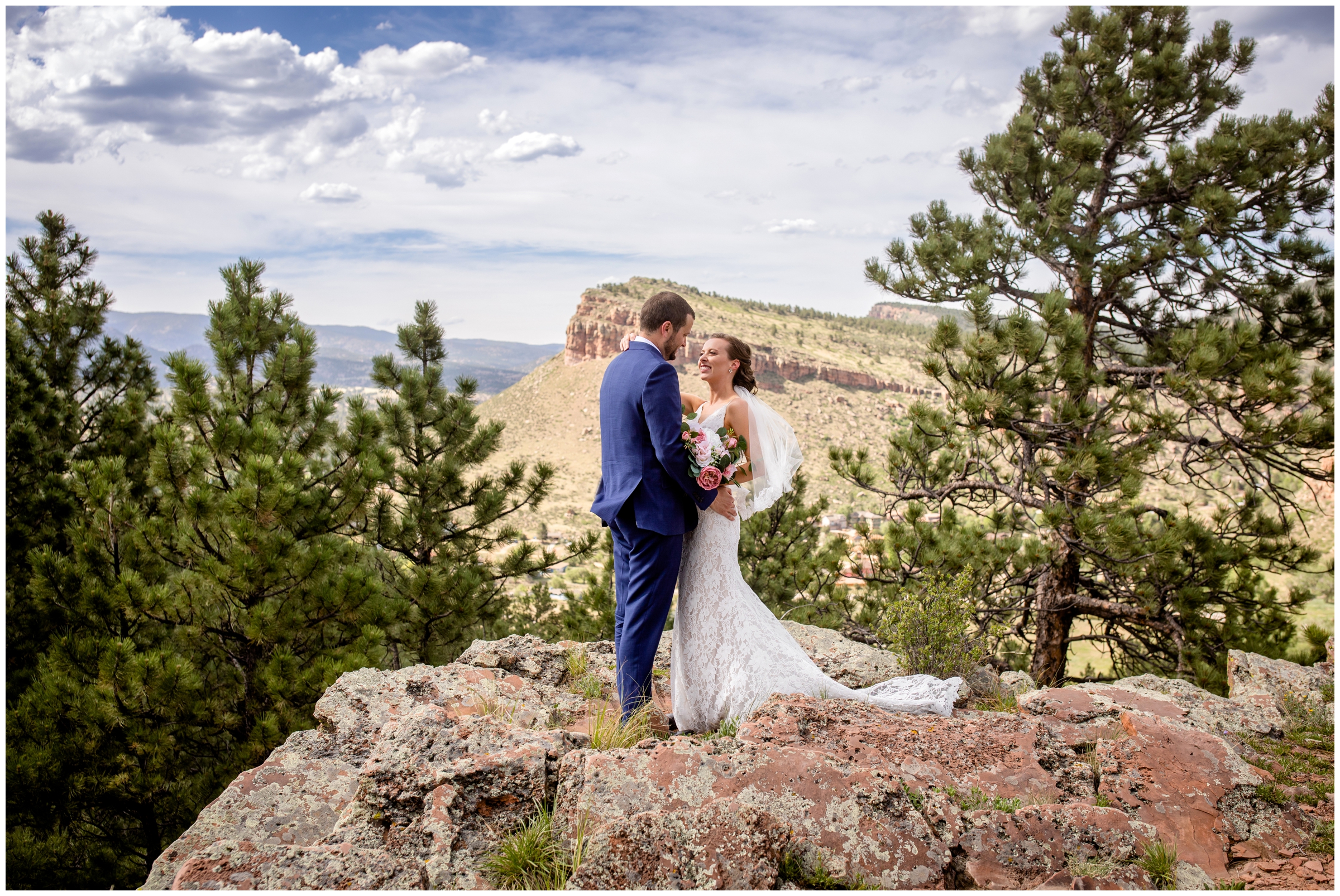 Lionscrest Manor Colorado wedding pictures by Lyons CO photographer Plum Pretty Photography