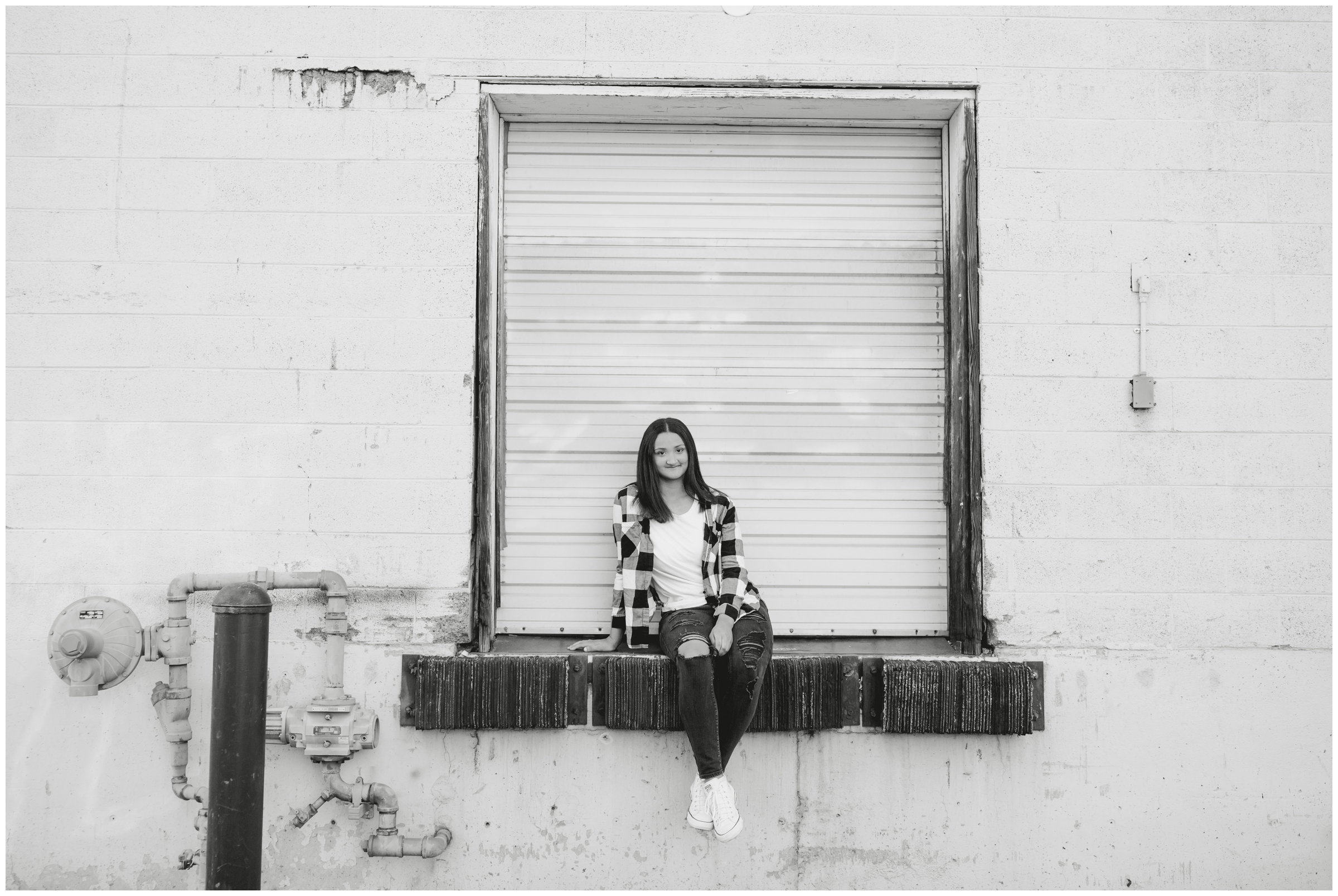 edgy urban senior pictures in downtown Longmont by Plum Pretty Photography 