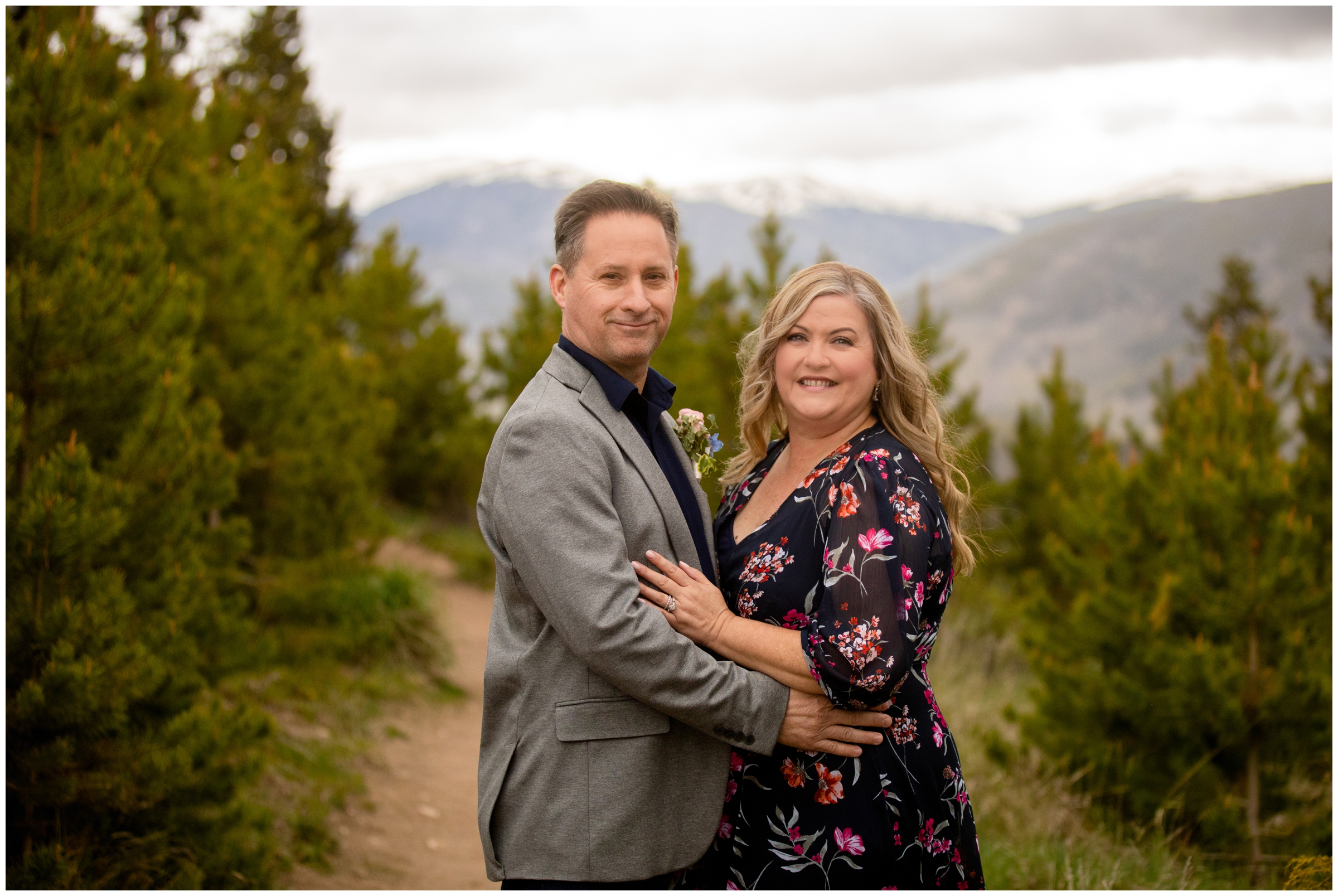 mountain engagement pictures at Sapphire Point by Breckenridge photographer Plum Pretty Photos 