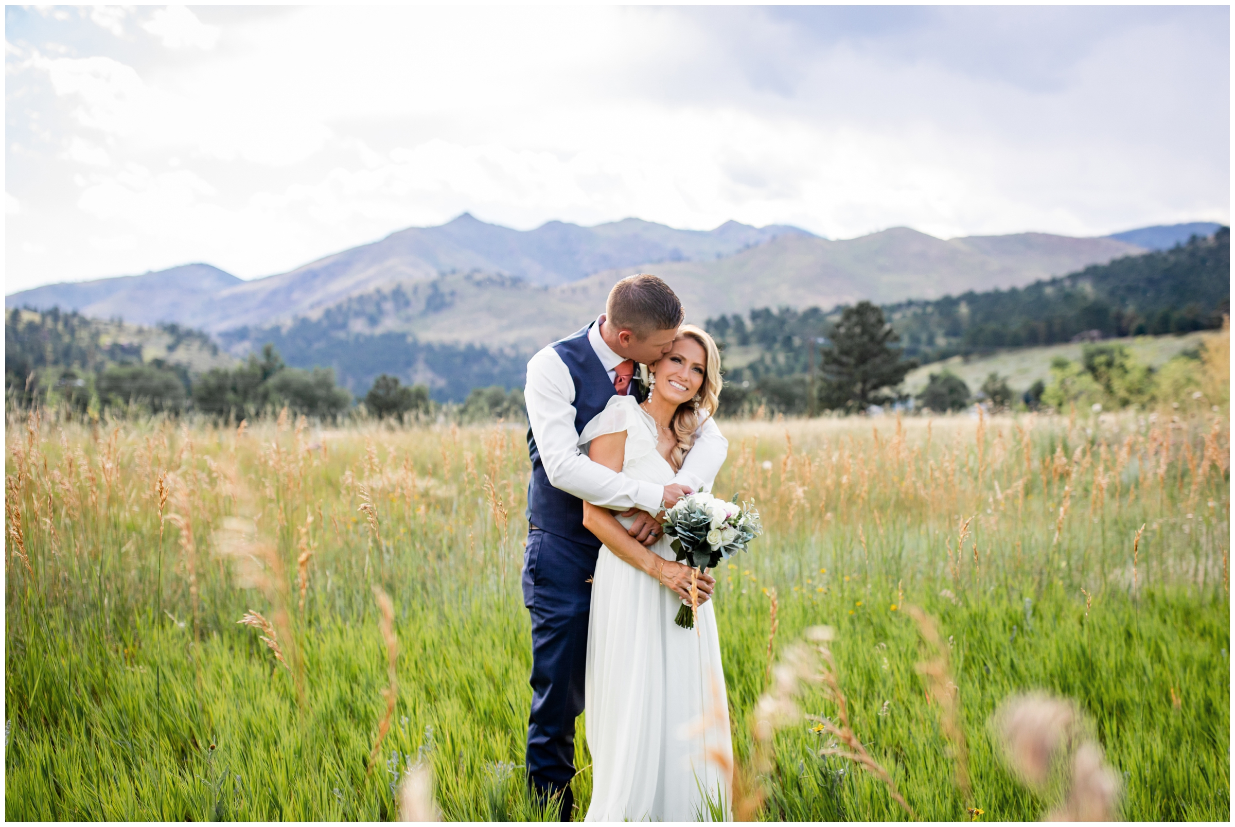 summer mountain wedding inspiration in Boulder Colorado by Plum Pretty Photos 