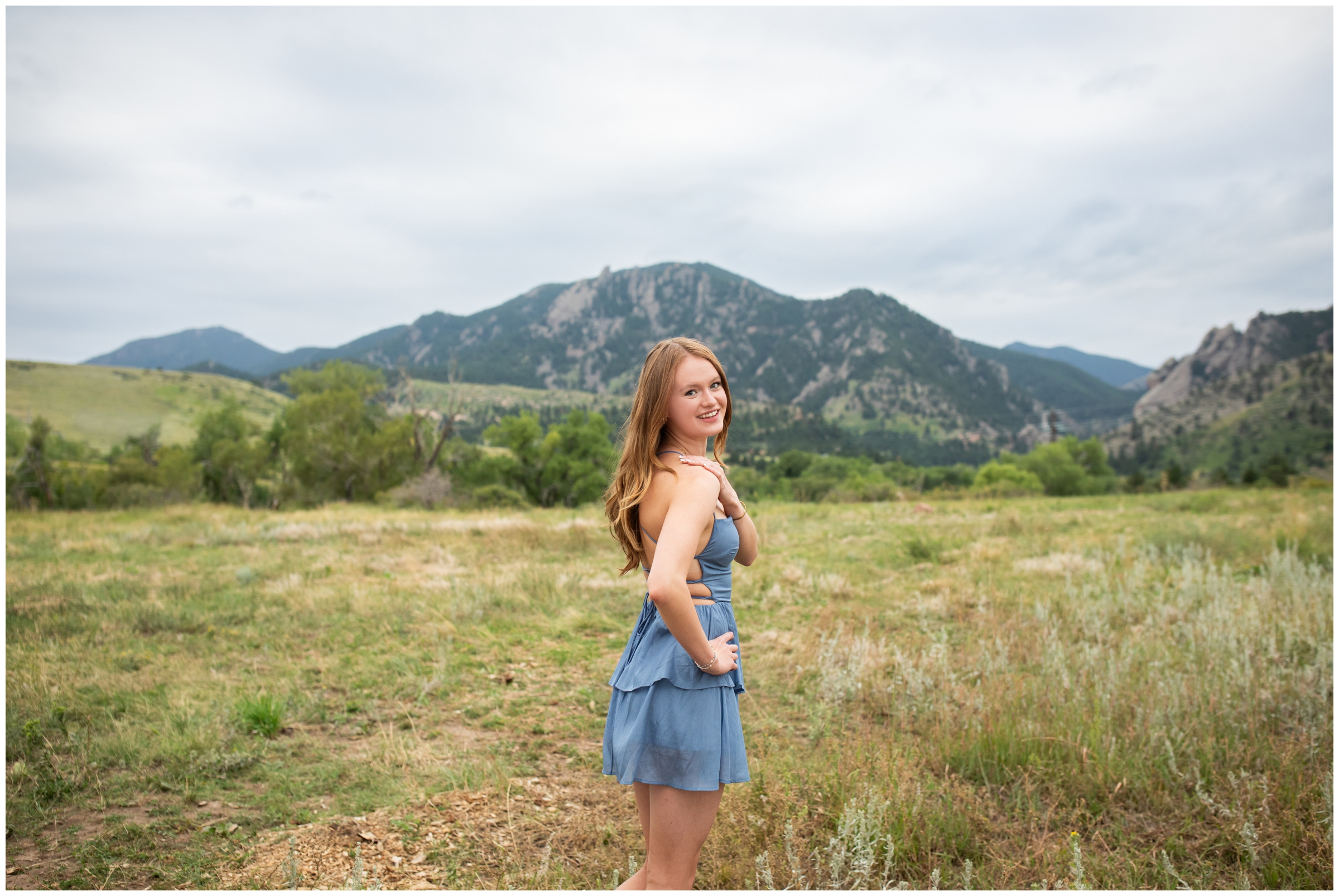 Boulder flatirons mountain senior pictures at South mesa trail by Plum Pretty Photos