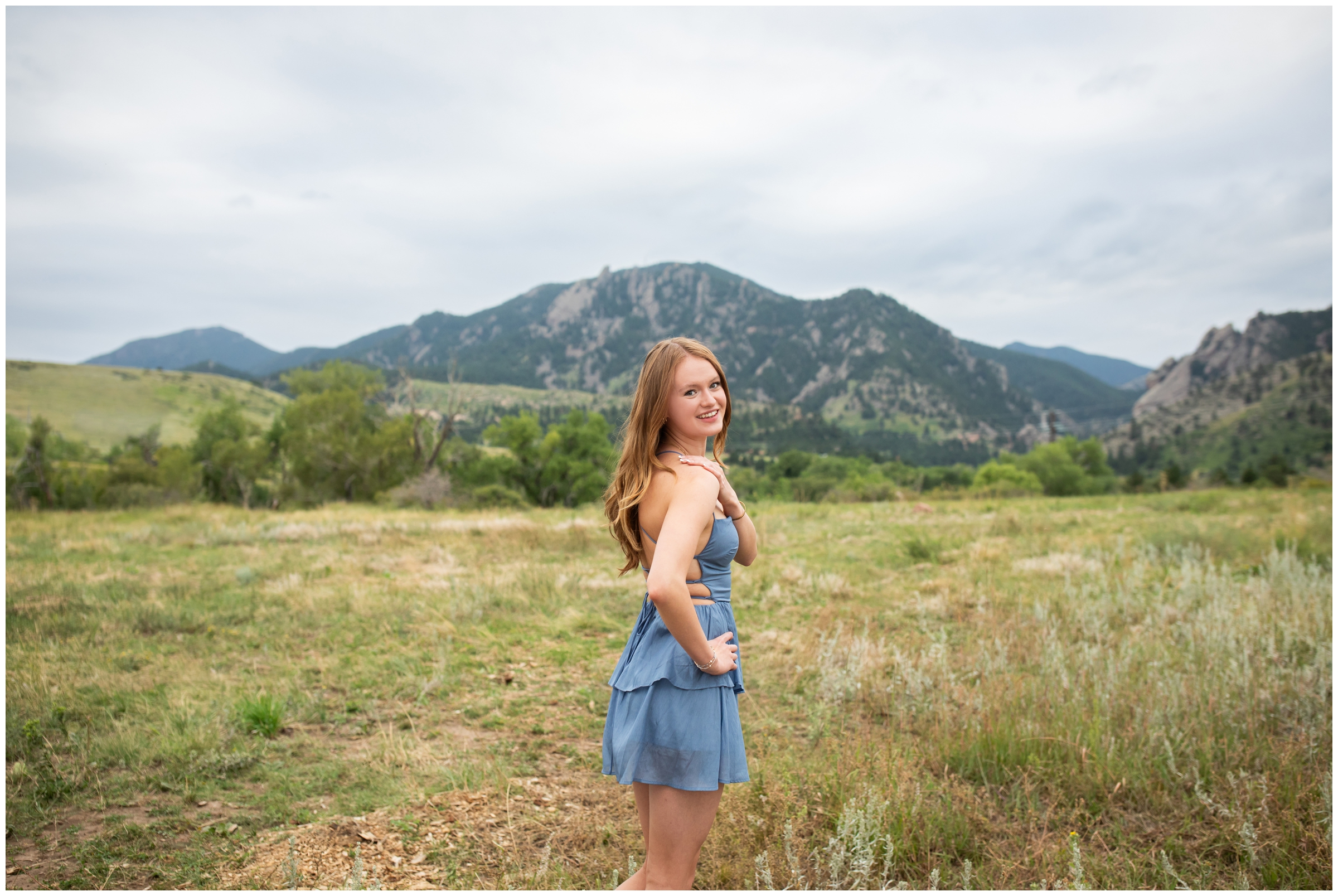 Boulder flatirons mountain senior pictures at South mesa trail by Plum Pretty Photos 