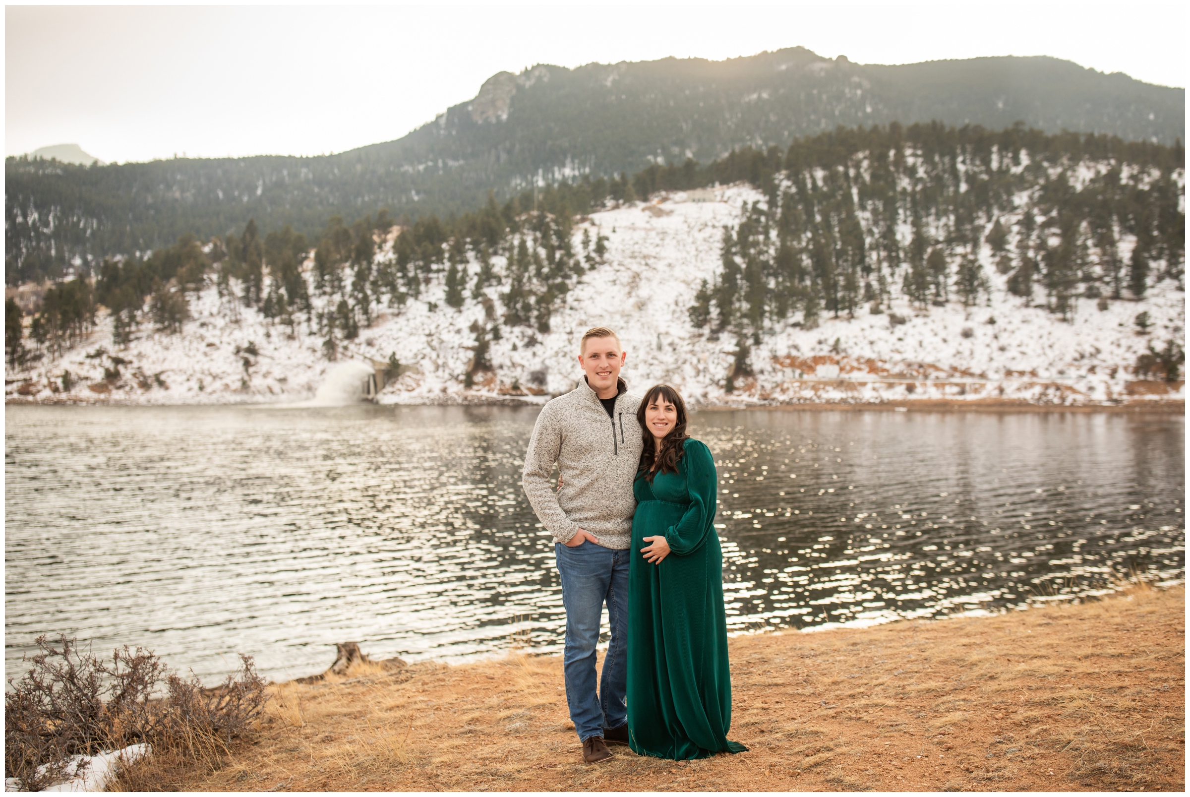Estes Park winter maternity photos at Mary's Lake by Colorado portrait photographer Plum Pretty Photography