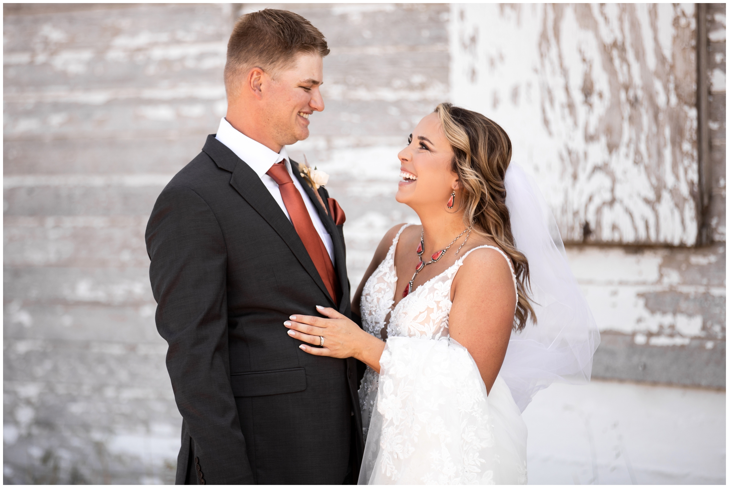 candid wedding photography in Northern Colorado by Plum Pretty photography 