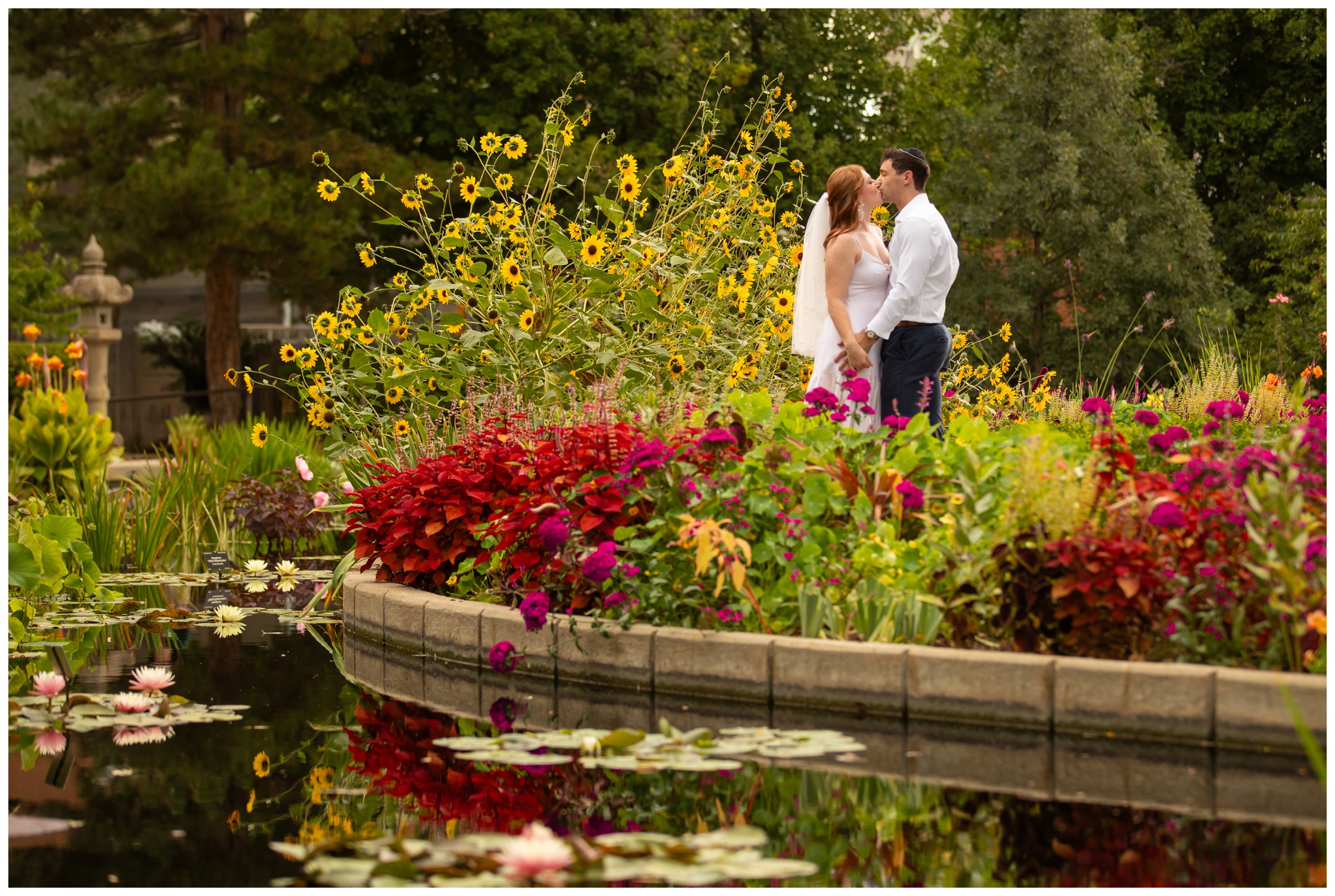 Denver Botanic Gardens wedding photos by Colorado elopement photographer Plum Pretty Photography